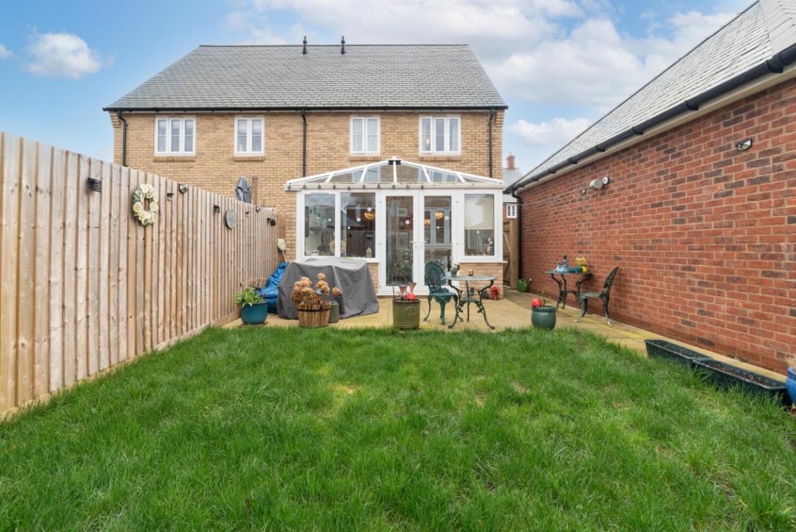 Image: 2 Saxondale Gardens Wimborne Dorset Wimborne
