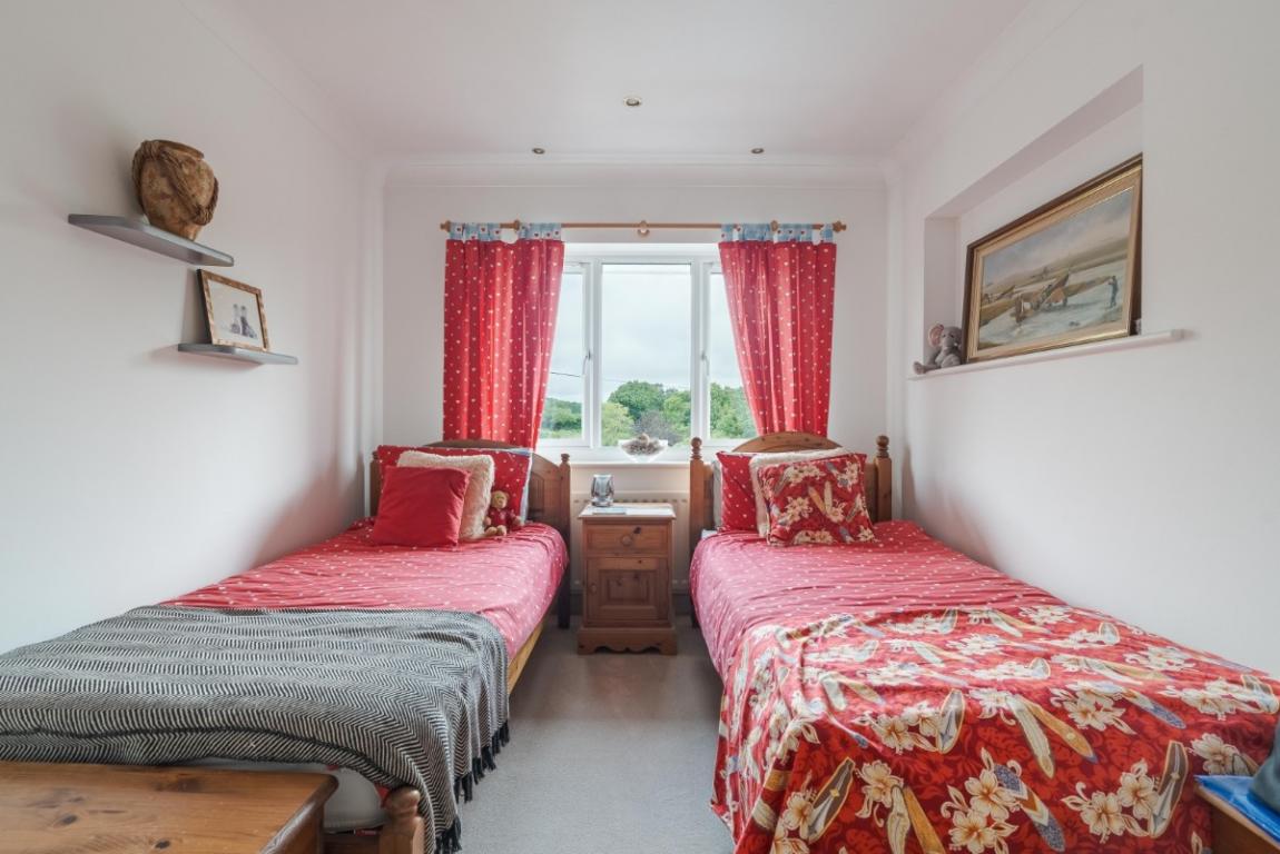 Image: 24 Chalbury Wimborne Dorset 