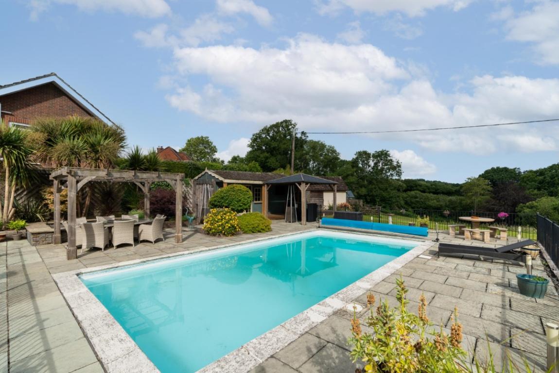 Image: 28 Chalbury Wimborne Dorset 