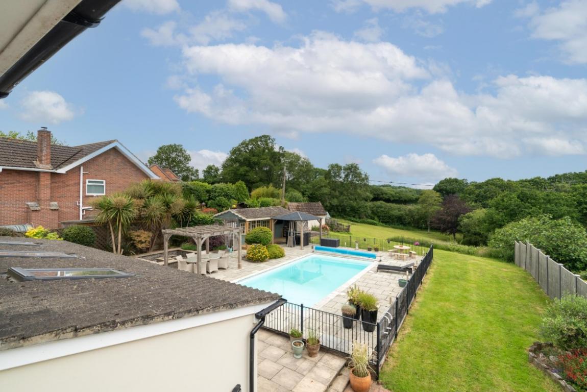 Image: 22 Chalbury Wimborne Dorset 