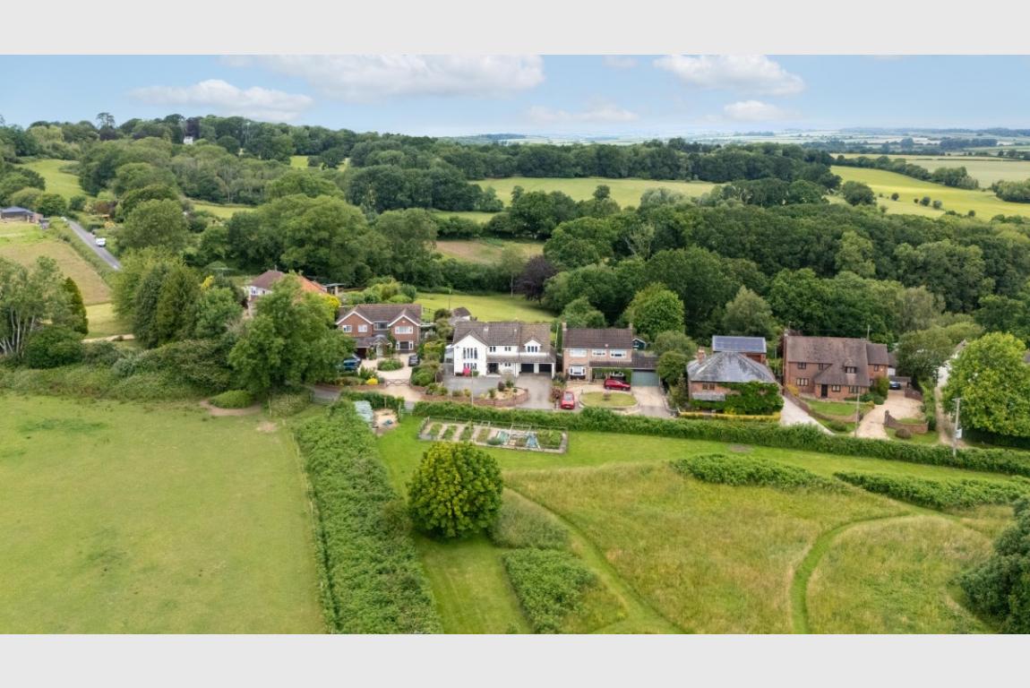 Image: 1 Chalbury Wimborne Dorset 