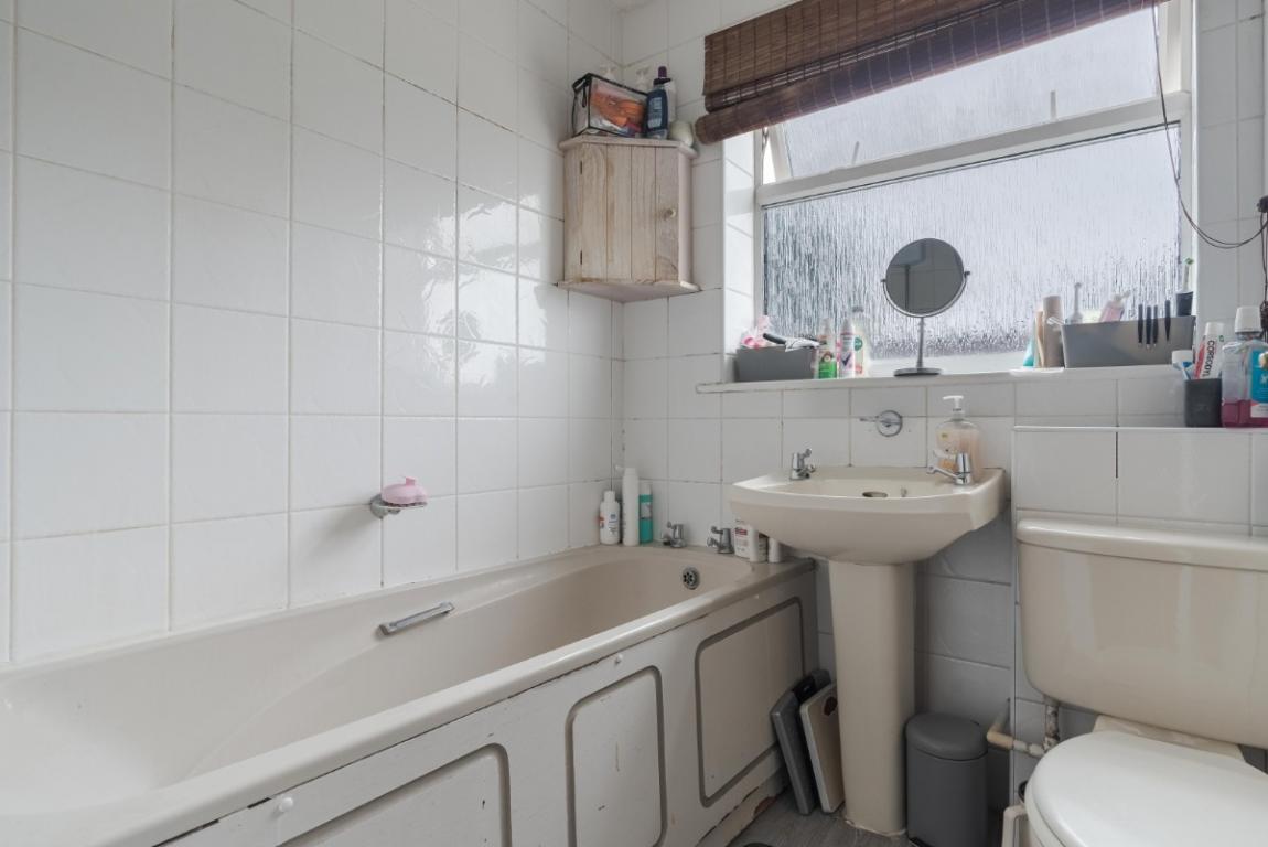 Image: 12 Bridle Way Wimborne Dorset 