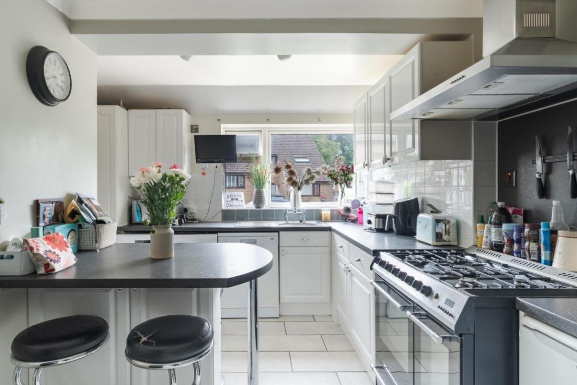 Image: 6 Bridle Way Wimborne Dorset 